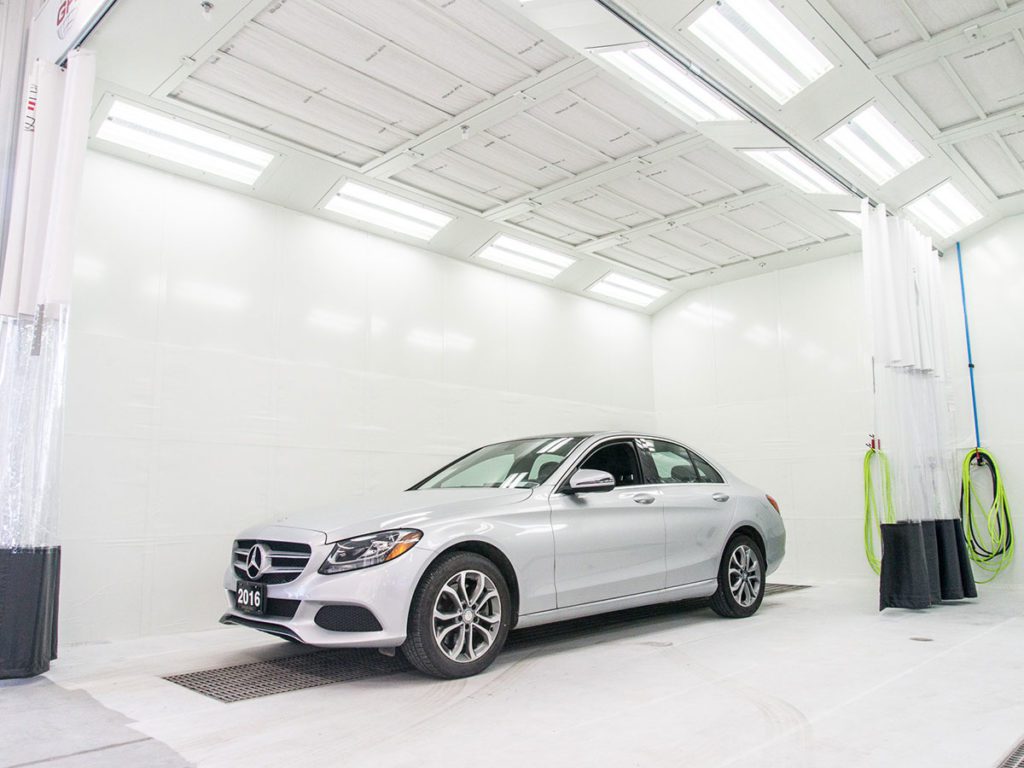 GFS dual bay prep booth with car